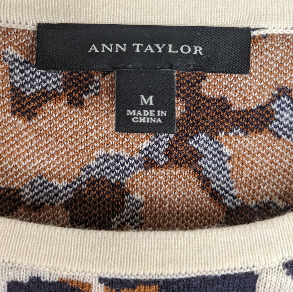 TU * Ann Taylor Animal Print 3/4 Sleeve Top - Picture 3 of 4